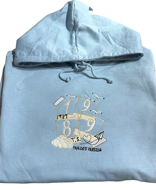 Taylor 1989 Embroidered Unisex fit Sweater/Hoodie